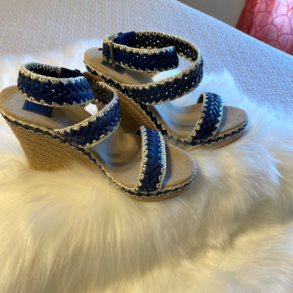 Gorgeous Tory Burch wrap heels